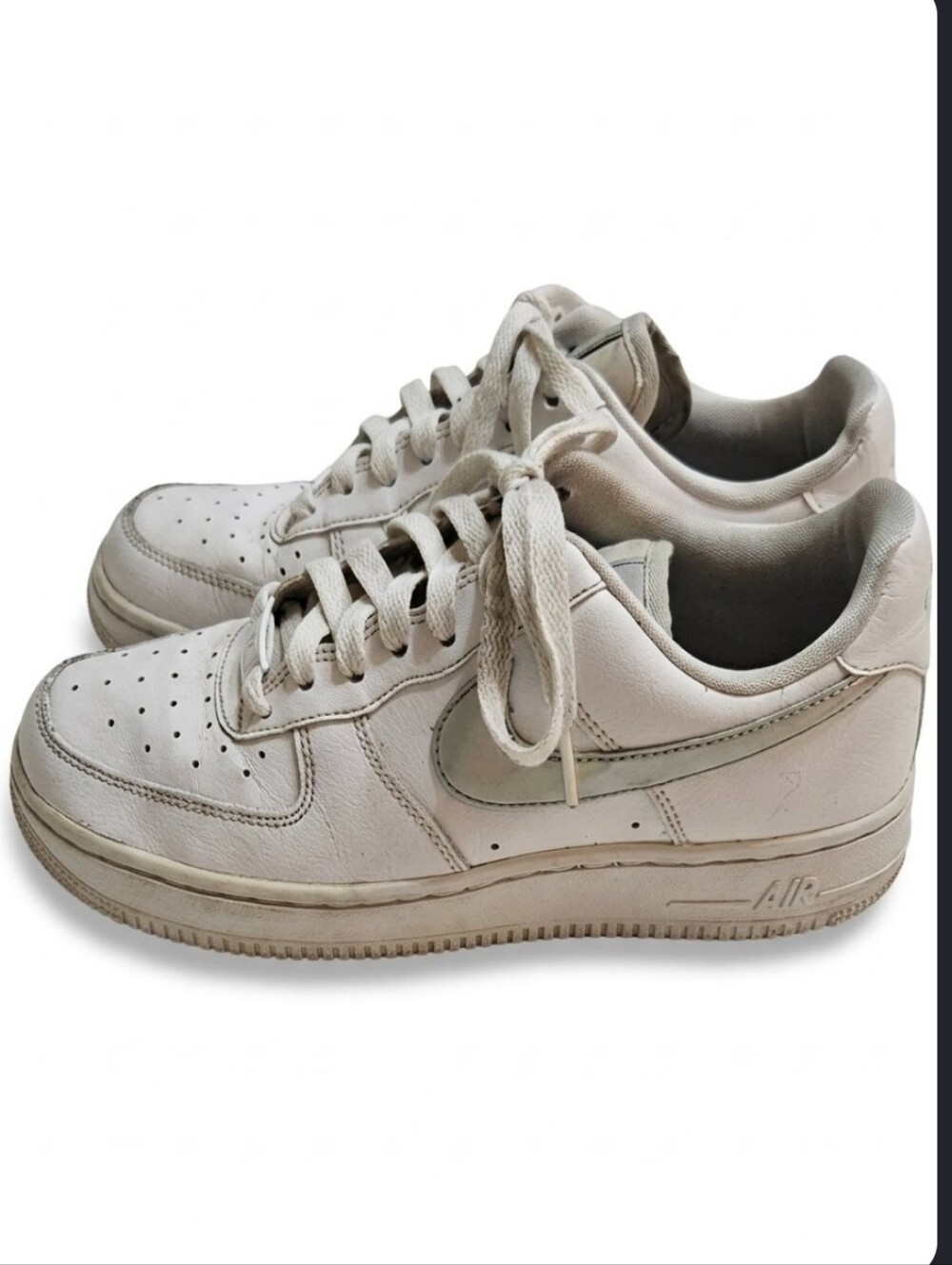 Nike Air Force 1s White W/ Silver Swoosh Women’s Size 6.5 CW5596-100